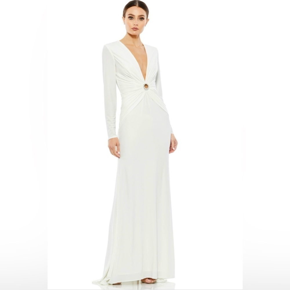 Mac Duggal 26514 NWT Gathered Pearl Long Sleeve Keyhole Gown